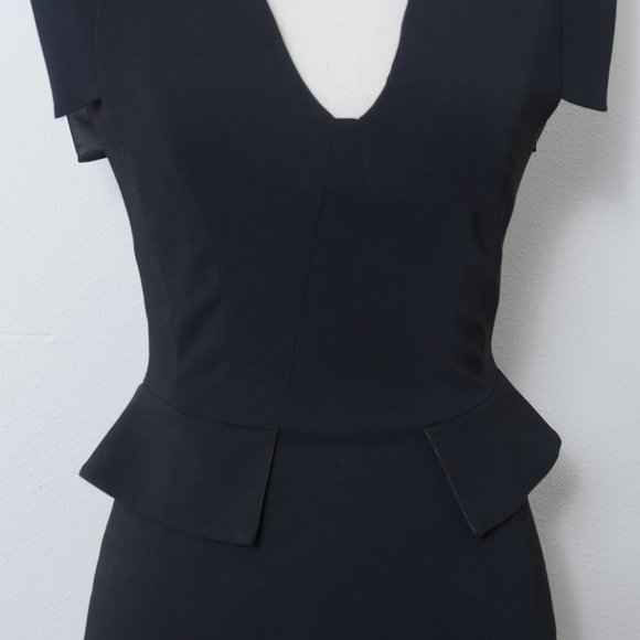 Tabitha Webb Honeysuckle Onyx Black Sleeveless V Neck Partial Peplum Waist Dress - Picture 4 of 12